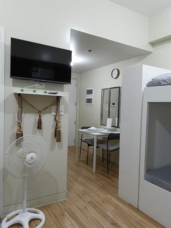 Budget Accommodation Holland Park Condominium Southwoods Binan Laguna Jalang Екстер'єр фото