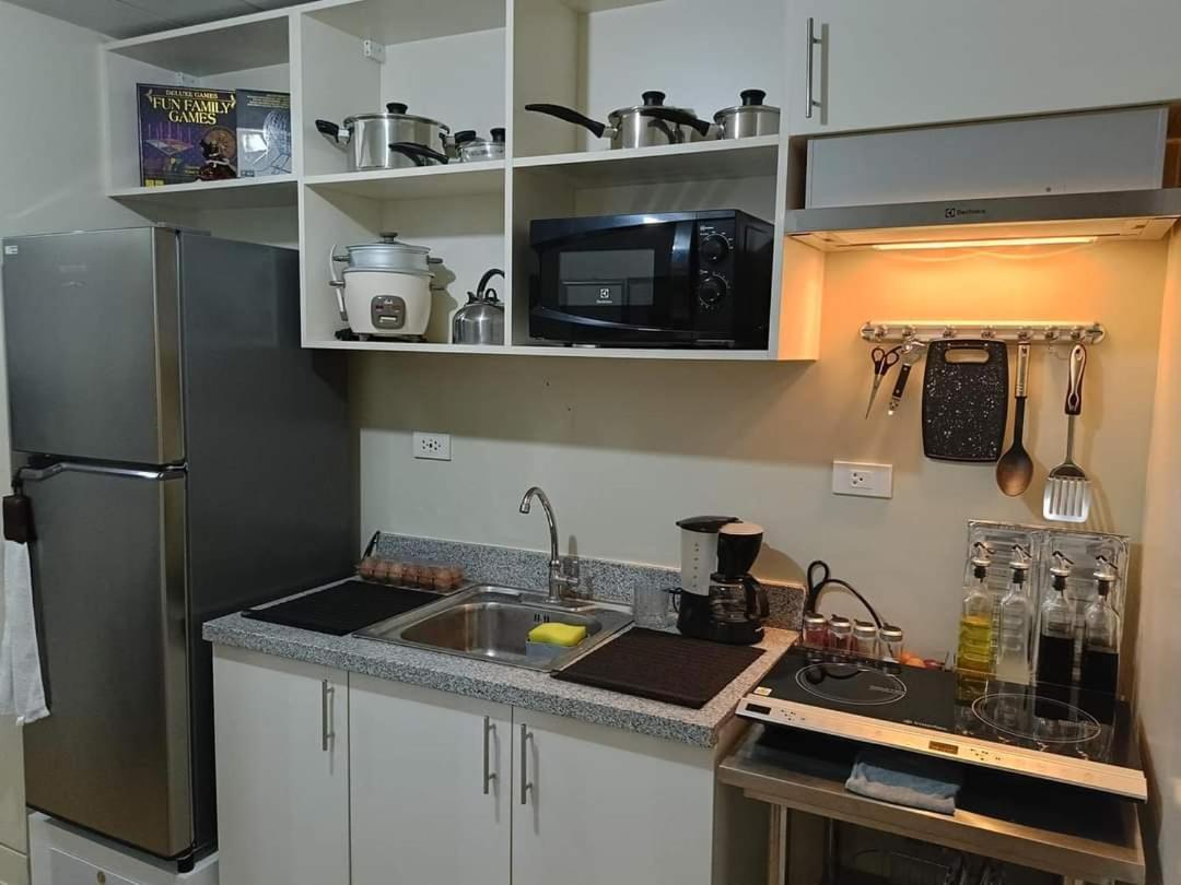 Budget Accommodation Holland Park Condominium Southwoods Binan Laguna Jalang Екстер'єр фото