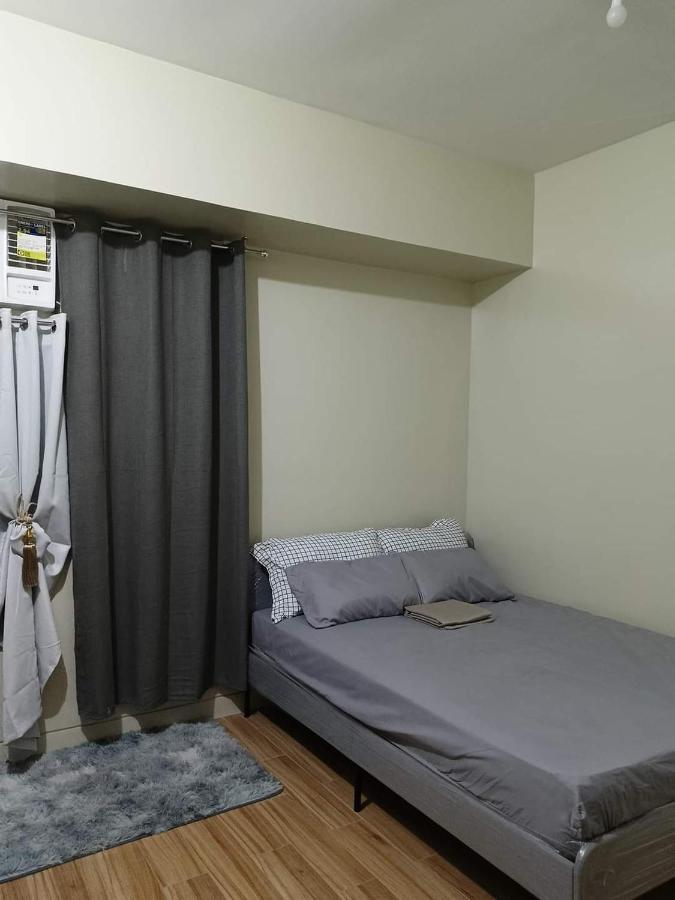 Budget Accommodation Holland Park Condominium Southwoods Binan Laguna Jalang Екстер'єр фото