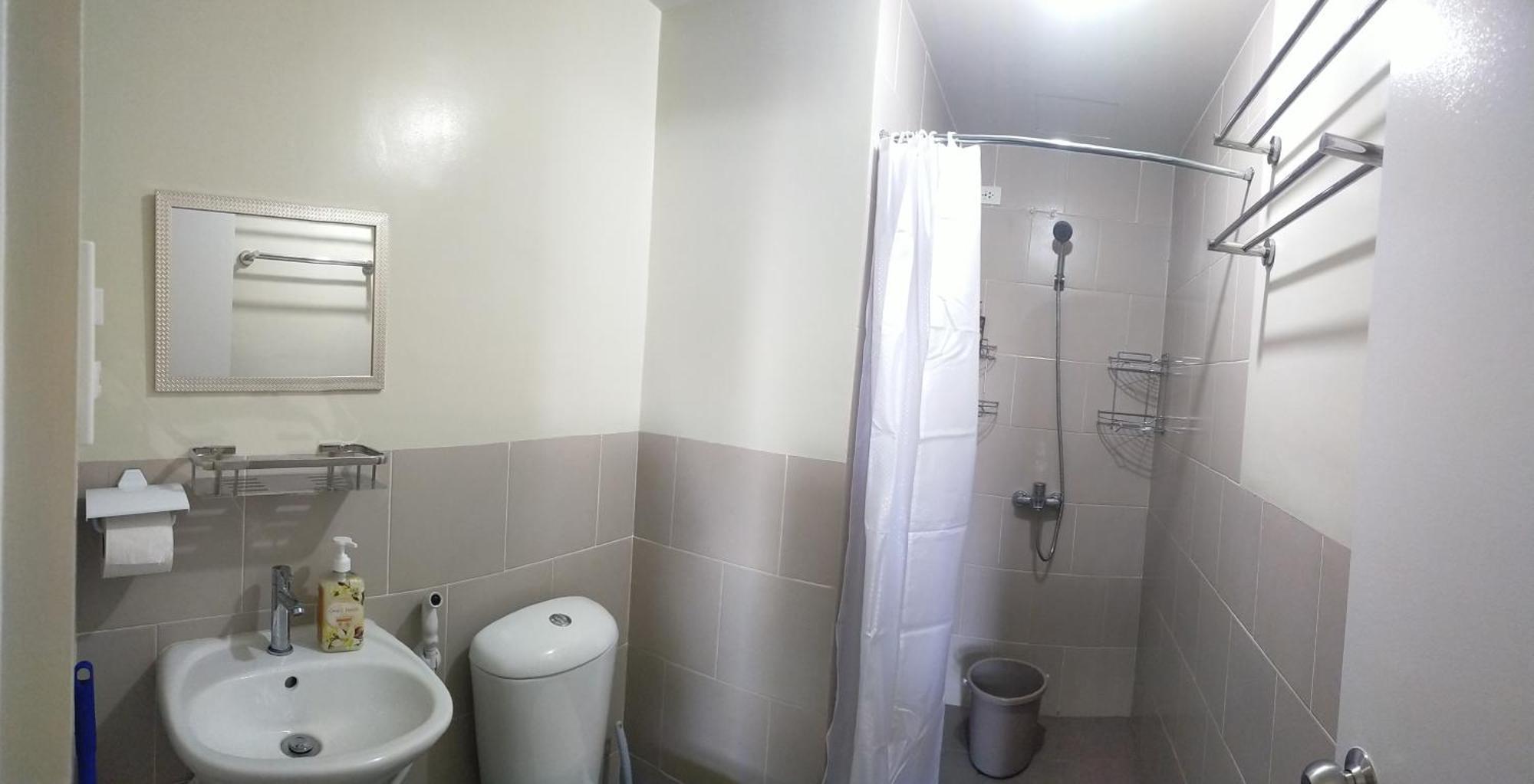 Budget Accommodation Holland Park Condominium Southwoods Binan Laguna Jalang Екстер'єр фото